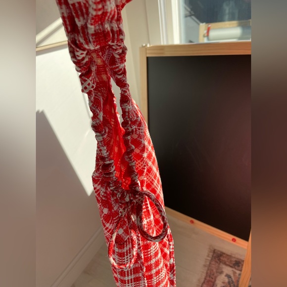 Oak + Fort red plaid puffed sleeve dress with cutout sides NWT size S - Picture 3 of 6